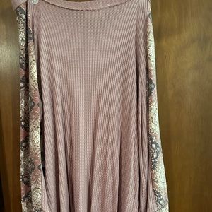 Flowy top size medium